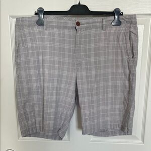 Tommy Bahama Light Gray Plaid Men's Shorts